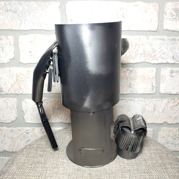 H&K SCULPTURES Metal Business Man Wine Caddy/ Holder - Picture 3 of 7